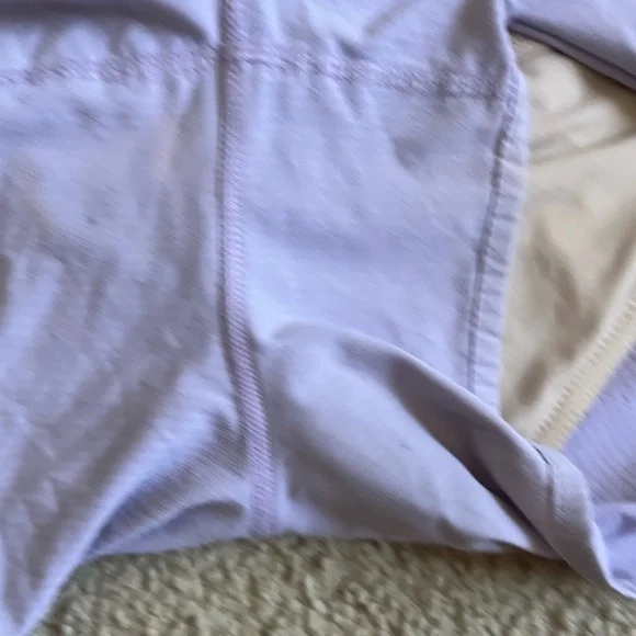 Lilac Lululemon Tracker Shorts III *4-way stretch - Picture 5 of 5